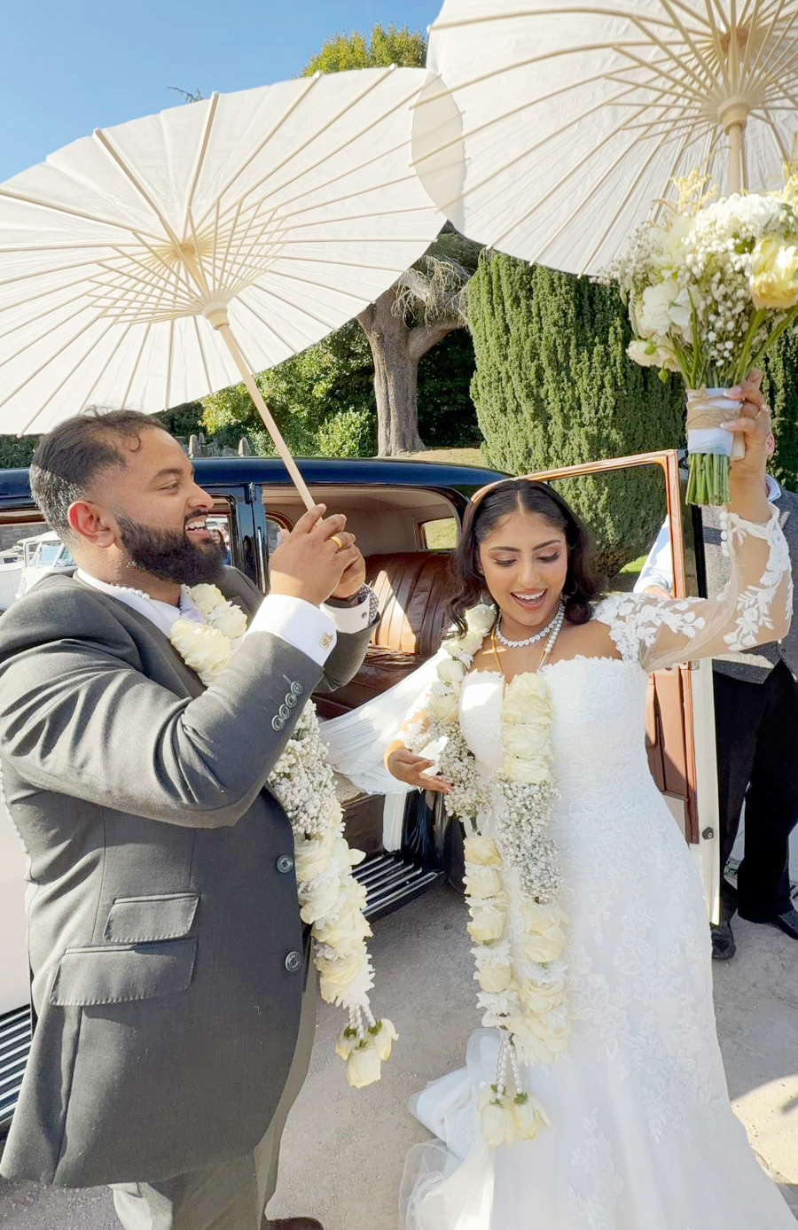 ഡാറനും ക്ലറീനയ്ക്കും വിവാഹാശംസകൾ …