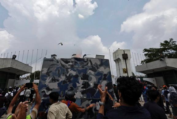 “Gen Z” പ്രക്ഷോഭം: സമൂഹ മാധ്യമ നിരോധനം പിന്‍വലിച്ച് നേപ്പാള്‍ സര്‍ക്കാര്‍