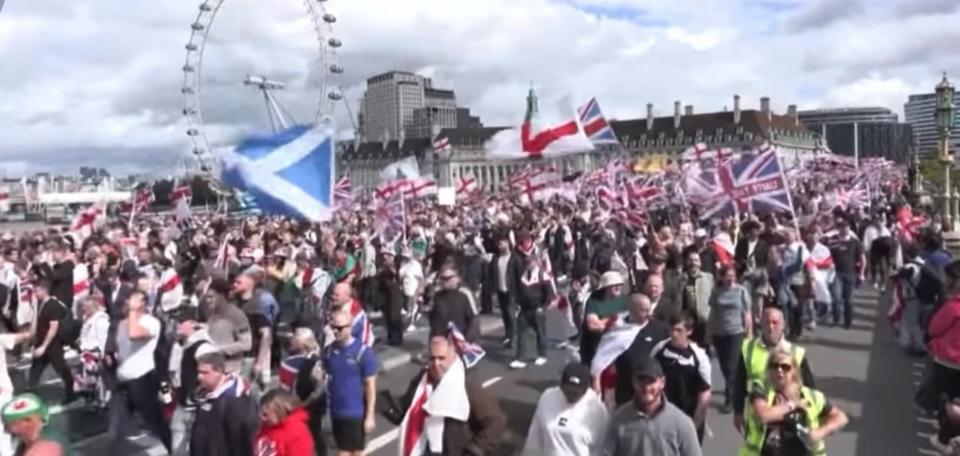 വലതുപക്ഷ റാലിയുടെ തിരമാല: ലണ്ടൻ തെരുവുകളിൽ പുതിയ രാഷ്ട്രീയ സ്വരം.