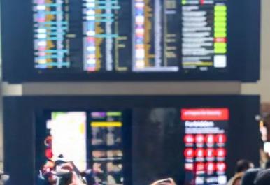 യൂറോപ്യൻ വിമാനത്താവളങ്ങളിൽ സൈബർ തകരാർ; യാത്രകൾക്ക് വലിയ അസൗകര്യം.