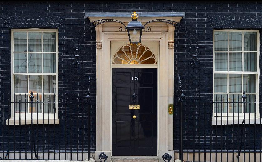 ബ്രിട്ടനിൽ രാഷ്ട്രീയ കുലുക്കം.